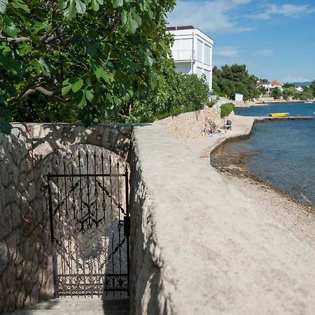 Maruna House Maslenica Bagian luar foto